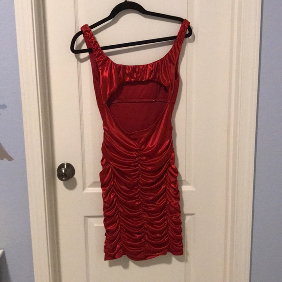 Sexy red dress - Picture 2 of 2